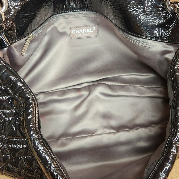 Chanel Patent Soft Sided bag, Authentic - Picture 6 of 9